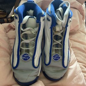 Jordan White Hyper Royal Pro Strong  Shies Sz 13c